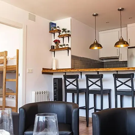 Holidays Edel 1 4 Personas 2 Y Parking *