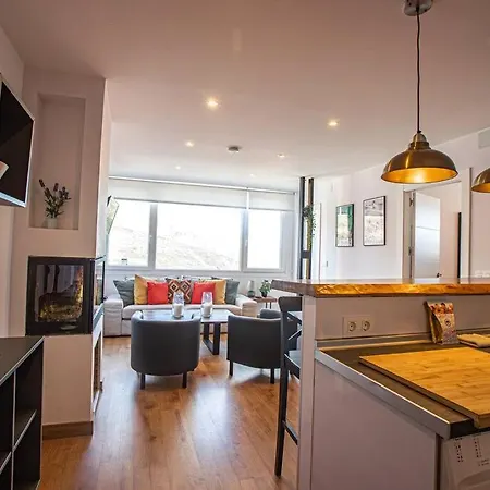 Holidays Edel 1 4 Personas 2 Y Parking Apartment